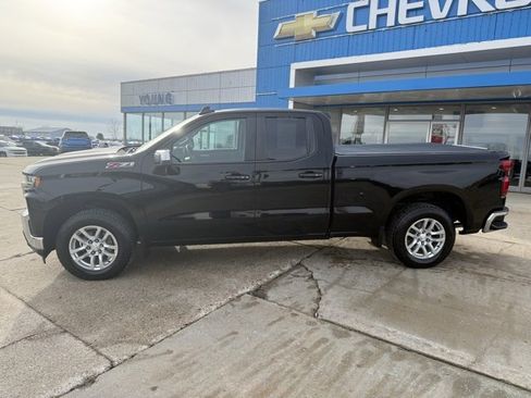 Used 2019 Chevrolet Silverado 1500 LT w/ All-Star Edition image 2