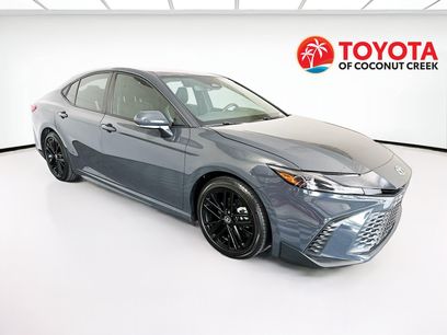 Used 2025 Toyota Camry SE w/ Multimedia Upgrade Package