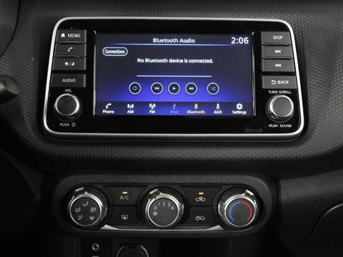 Certified 2025 Nissan Kicks Play S FWD image 9