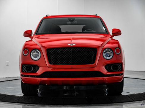 Used 2019 Bentley Bentayga image 25