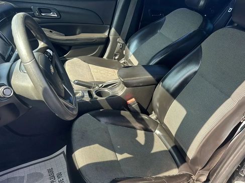 Used 2014 Chevrolet Malibu LT w/ Power Convenience Package image 9