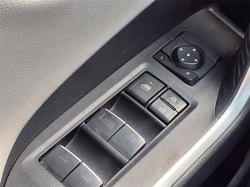 Used 2023 Toyota RAV4 Limited image 19
