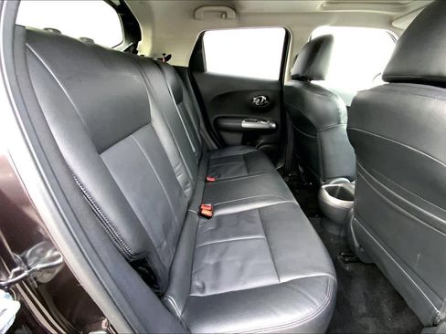 Used 2014 Nissan Juke SV w/ Premium Appearance Package image 19