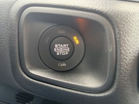 New 2026 Jeep Gladiator Sport AWD/4WD image 30