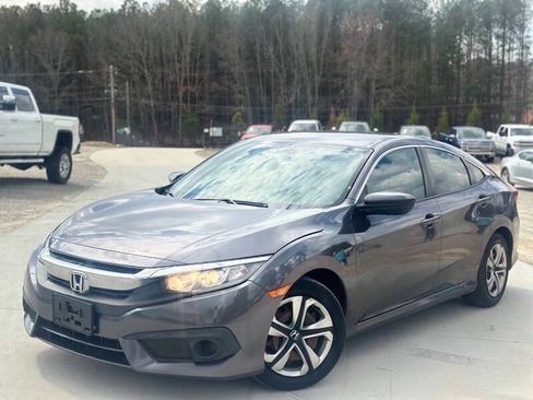 Used 2017 Honda Civic LX image 3