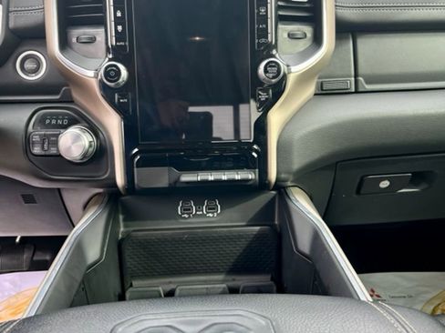 Used 2022 RAM 1500 Laramie image 8