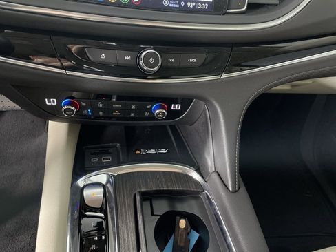 Used 2023 Buick Enclave Avenir w/ Trailering Package, 5000 lbs. FWD image 18