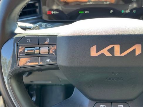 Used 2024 Kia EV9 GT-Line image 23