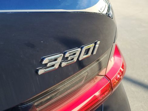 Used 2019 BMW 330i xDrive Sedan w/ Convenience Package image 6