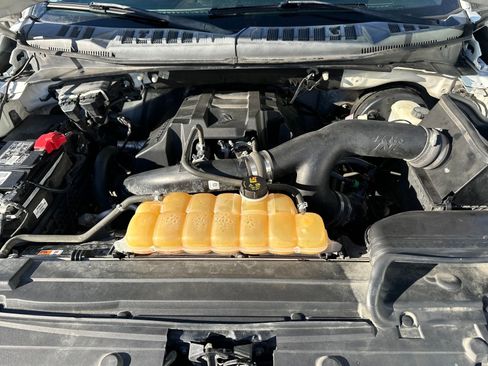 Used 2016 Ford F150 XLT w/ Equipment Group 302A Luxury image 33