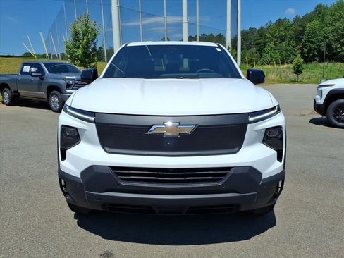 New 2026 Chevrolet Silverado EV W/T AWD/4WD image 30