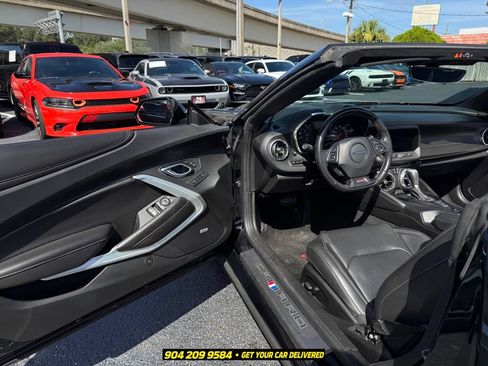 Used 2019 Chevrolet Camaro SS RWD image 21