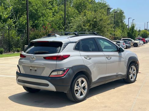 Used 2023 Hyundai Kona SEL FWD image 12