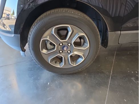 Used 2020 Ford EcoSport S image 3