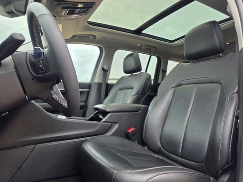 Certified 2023 Jeep Grand Cherokee Limited w/ Black Appearance Package AWD/4WD image 25