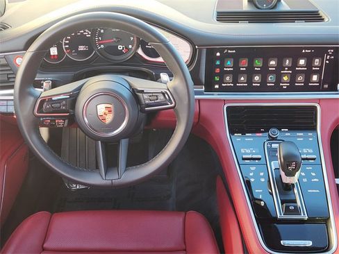 Used 2023 Porsche Panamera 4 Platinum Edition image 25