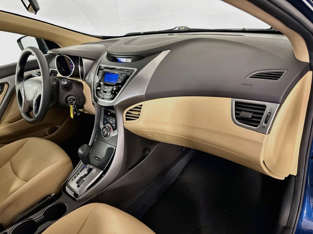 Used 2013 Hyundai Elantra GLS w/ Preferred Pkg FWD image 26