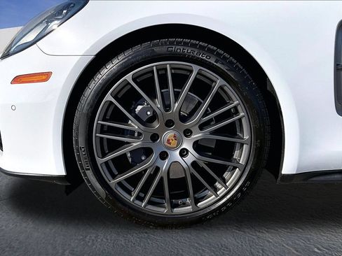 Certified 2023 Porsche Panamera Platinum Edition RWD image 11