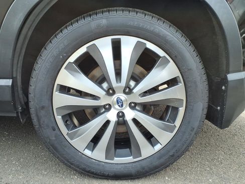 Used 2019 Subaru Ascent Limited image 9