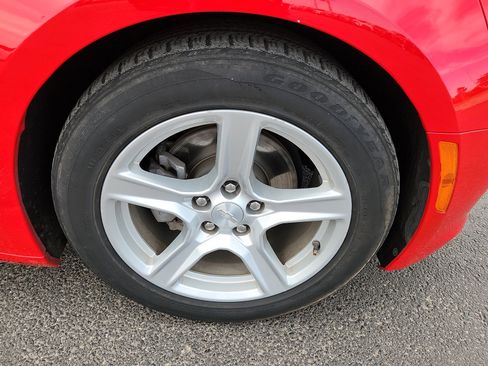 Used 2023 Chevrolet Camaro LT image 9