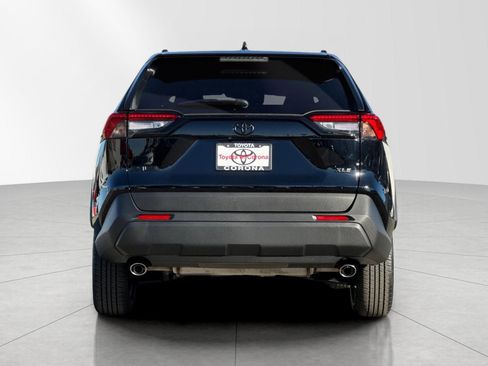 New 2025 Toyota RAV4 XLE image 4