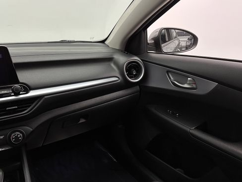 Used 2022 Kia Forte LXS image 26