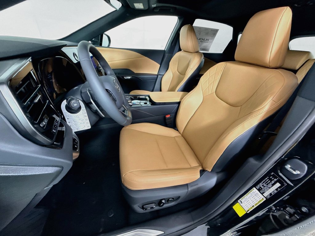 New 2026 Lexus RX 350 FWD image 16