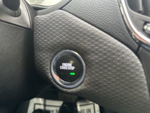 Used 2018 Chevrolet Cruze LT w/ Convenience Package image 15