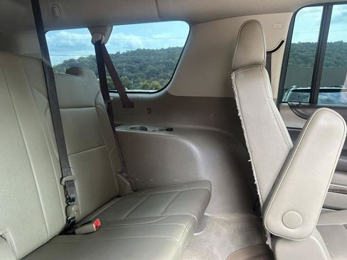 Used 2017 Chevrolet Suburban LT AWD/4WD image 50