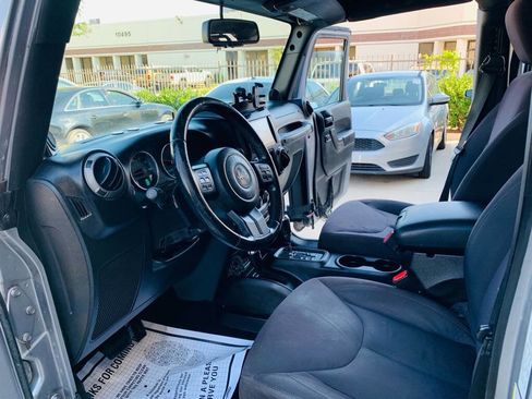 Used 2014 Jeep Wrangler Unlimited Sport w/ Quick Order Package 24S image 21