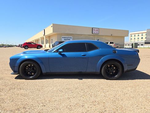 Used 2022 Dodge Challenger R/T Scat Pack RWD image 2