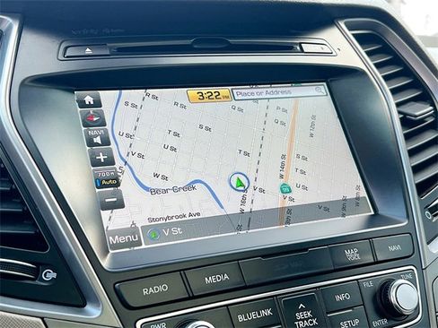 Used 2018 Hyundai Santa Fe SE image 13