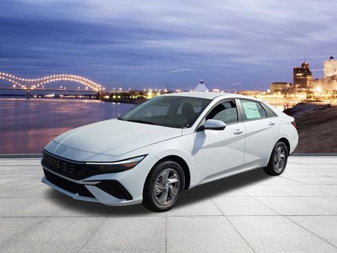 New 2026 Hyundai Elantra SE w/ Cargo Package image 1