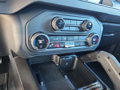 Certified 2025 Ford Bronco Raptor w/ Interior Carbon Fiber Pack image 27