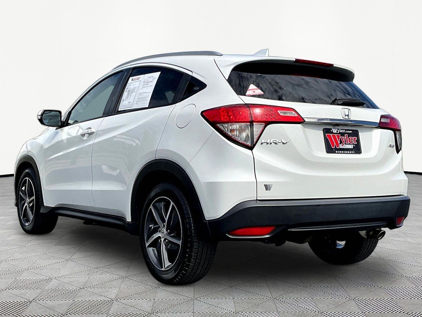 Used 2021 Honda HR-V EX image 4