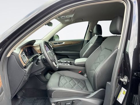 Used 2026 Volkswagen Atlas SE AWD/4WD image 13