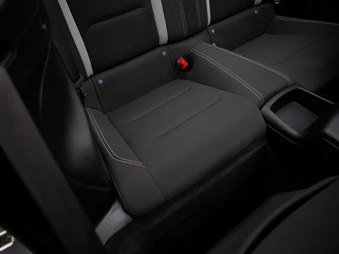 Used 2019 Chevrolet Camaro LT RWD image 38