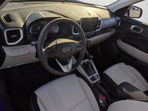 New 2026 Hyundai Venue SEL image 3