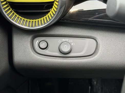 New 2026 Chevrolet Trax ACTIV w/ Driver Confidence Package image 26