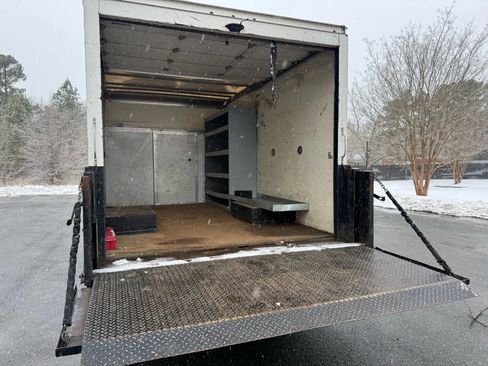 Used 2016 Ford Transit 350 156 DRW w/ Exterior Upgrade Package image 21