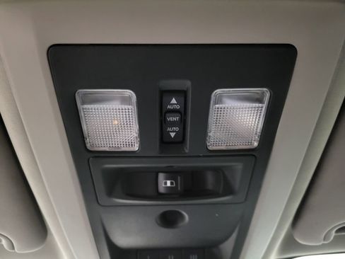 Used 2019 RAM 1500 Classic Warlock image 13