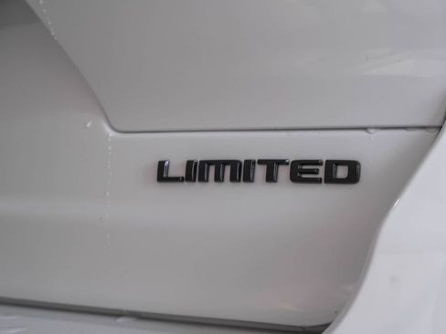 New 2025 Jeep Grand Cherokee L Limited w/ Luxury Tech Group II image 7