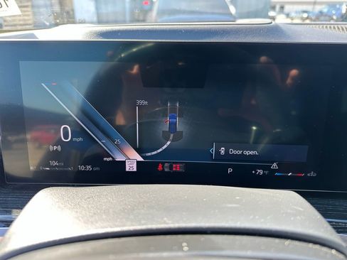 Certified 2024 BMW X5 xDrive40i w/ M Sport Package image 17