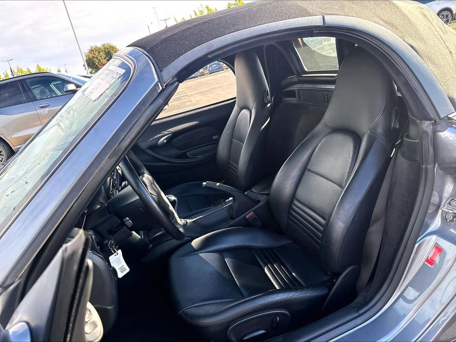 Used 2003 Porsche Boxster RWD image 17