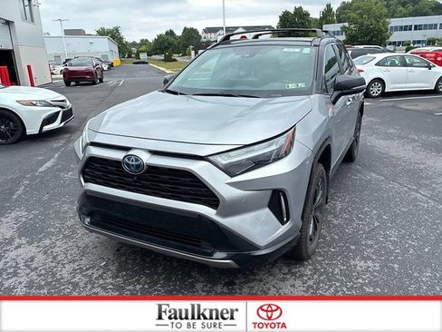 Used 2023 Toyota RAV4 XSE AWD/4WD image 19