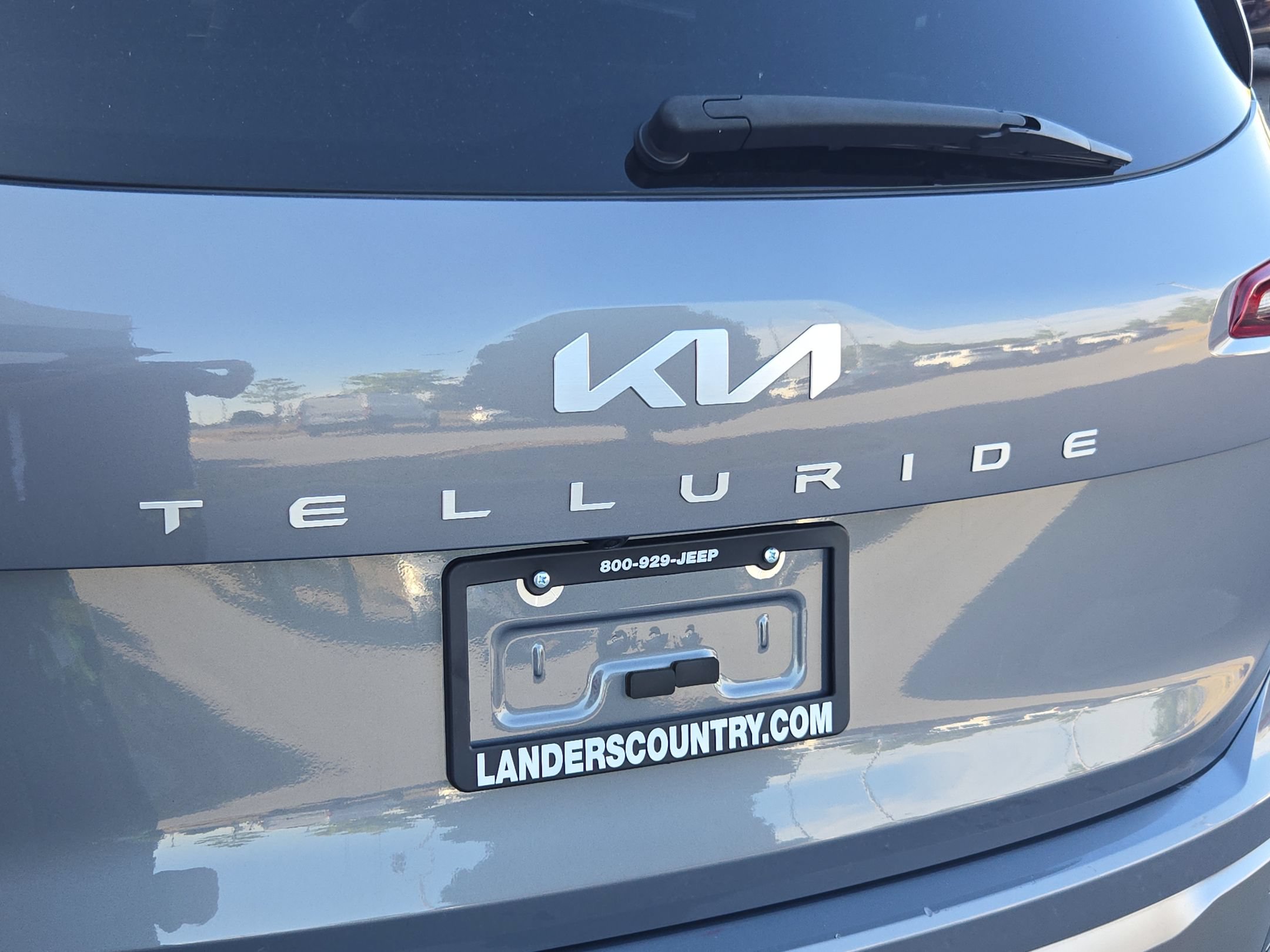 Used 2025 Kia Telluride S FWD image 38