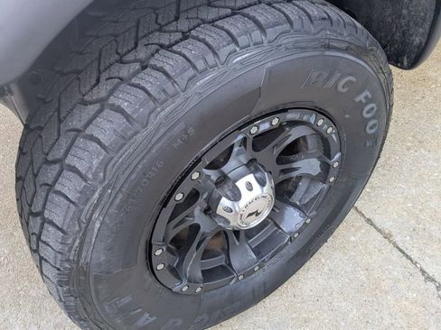 Used 2002 Toyota Tacoma w/ SR5 Package image 17