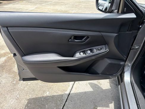 Used 2024 Nissan Sentra S FWD image 15