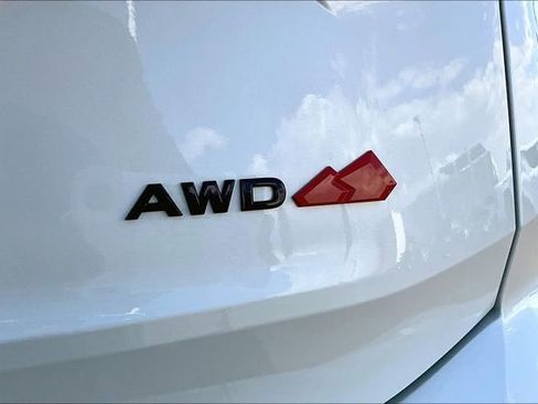 New 2026 Nissan Rogue SV AWD/4WD image 8