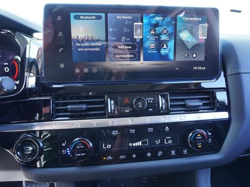 New 2026 Nissan Pathfinder Platinum image 21